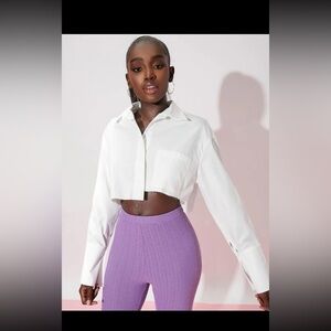 SHEIN Essnce Pocket Front Raw‎ Hem long sleeve
Crop button down Shirt